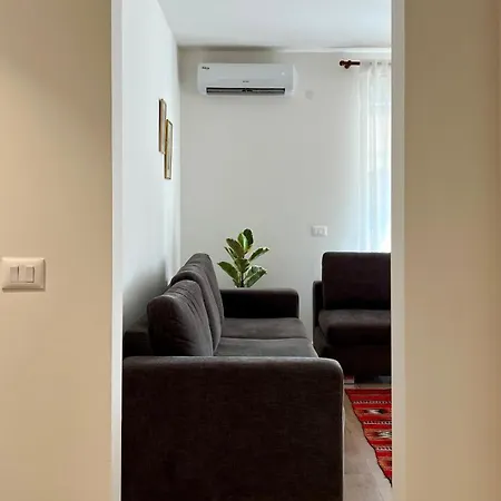 Tokaapartment2 * 地拉那